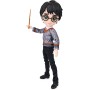 SpinMaster 6061836 Wizarding World Bambola articolata Harry Potter 20cm Bacchetta e divisa di Hogwarts inclusa