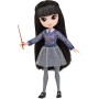 SpinMaster 6061837  Wizarding World Bambola articolata di Cho Chang da 20cm Bacchetta e divisa di Hogwarts