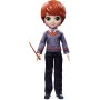 SpinMaster 6064900 Wizarding World Bambola articolata di Ronald Weasley da 20cm Bacchetta e divisa di Hogwarts