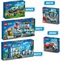 LEGO City 60392 Inseguimento sulla Moto della Polizia con Modello di Auto da Corsa e 2 Minifigure